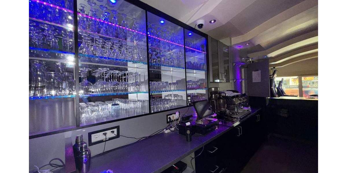 Voll ausgestattete Gastrofläche in Neunkirchen - Bar, Bistro oder Restaurant - sofort startklar - Gewerbeobjekt Neunkirchen Innenstadt | Angebot:24044007