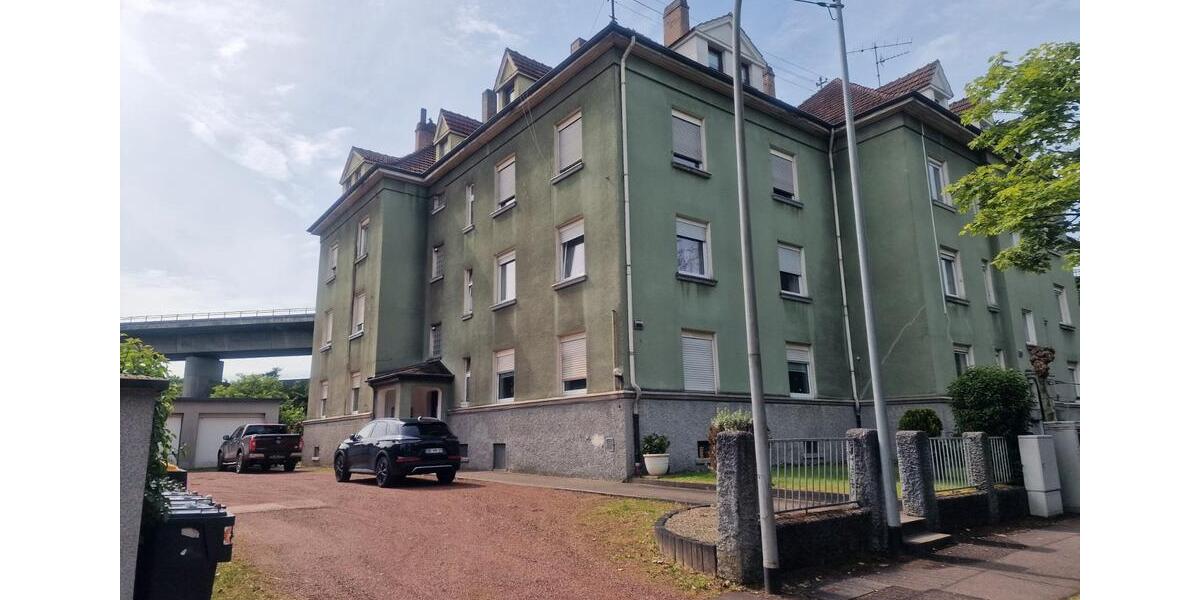 Dachgeschoßwohnung Saarbrücken Brebach-Fechingen - 4 Zimmer, 83 m&sup2;, 129.000&euro; | Angebot:26705534