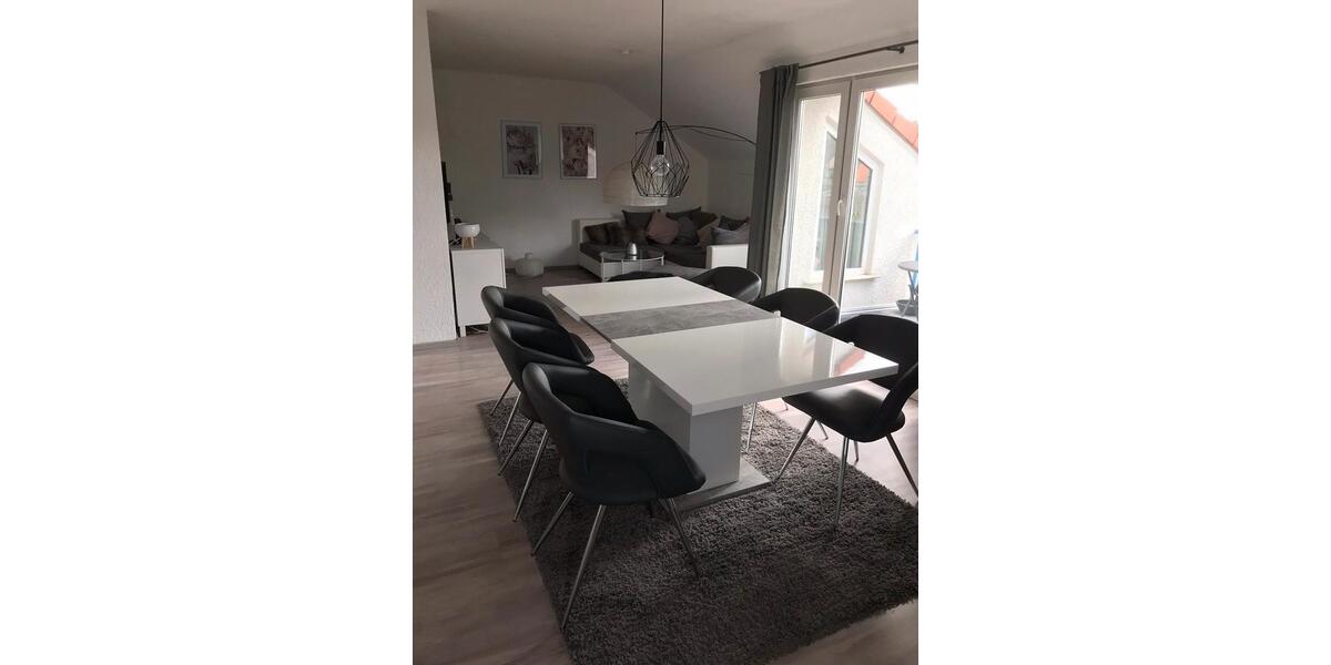 Dachgeschoßwohnung Bexbach - 2 Zimmer, 60 m&sup2;, 145.000&euro; | Angebot:26491351