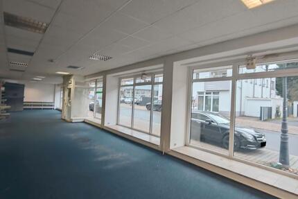 Gewerbeobjekt Homburg - 3.200&euro; | Angebot:25660399