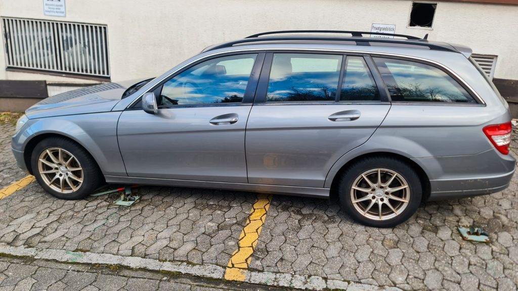 Mercedes-Benz C 200 349.000 km 2.500 &euro; Quierschied 66287