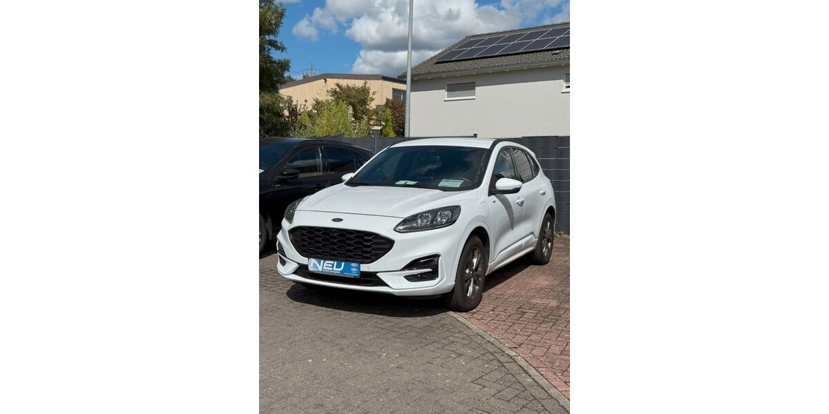 Ford Kuga 93.000 km 22.400 &euro; Homburg 66424