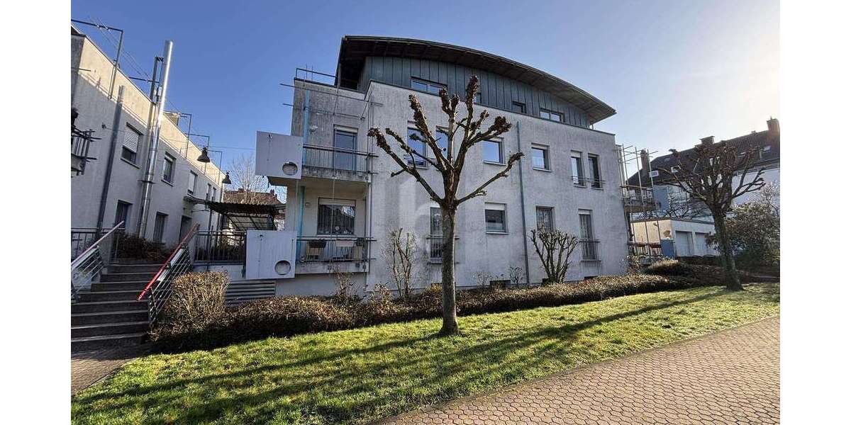 Etagenwohnung Saarbrücken West - 5 Zimmer, 90 m&sup2;, 195.000&euro; | Angebot:25824016