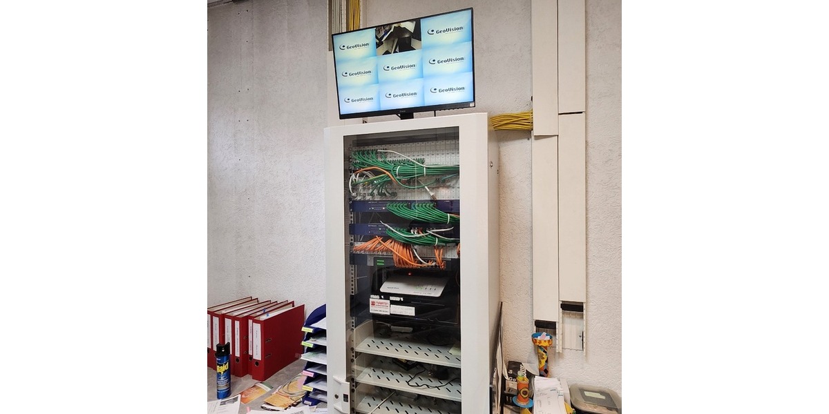 Interessante Gewerbeeinheit mit 3 Lädengeschäften in der Homburger Innenstadt (teilvermietet) - Gewerbeobjekt Homburg | Angebot:24859992