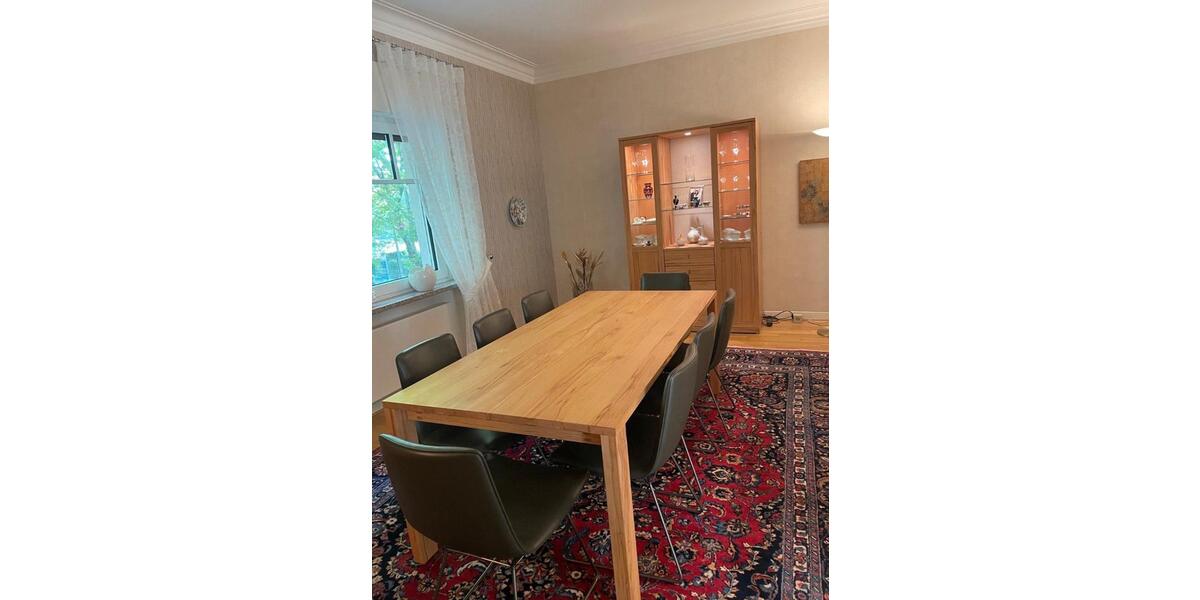 Villa Völklingen - 10 Zimmer, 252 m&sup2;, 548.000&euro; | Angebot:24673381