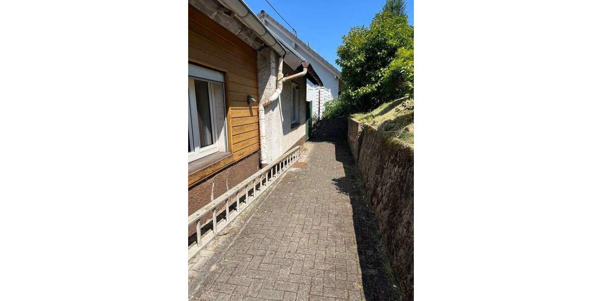 Einfamilienhaus Spiesen-Elversberg Elversberg - 7 Zimmer, 150 m&sup2;, 140.000&euro; | Angebot:25877225