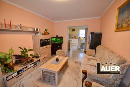 Haus Wadgassen Differten - 5 Zimmer, 137 m&sup2;, 200.000&euro; | Angebot:25666079