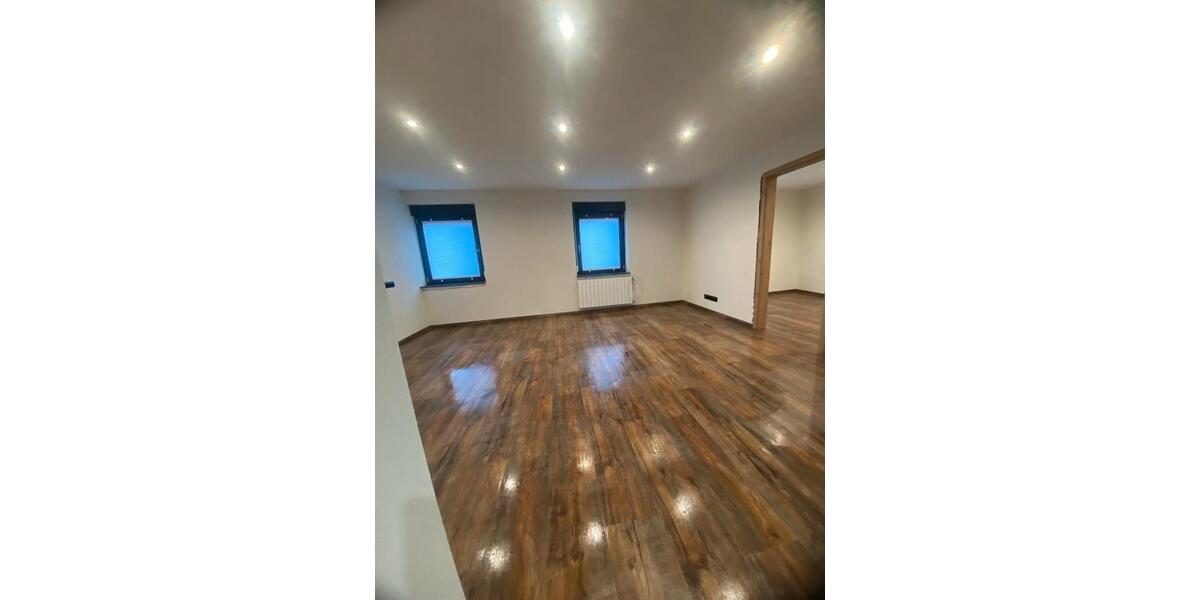Etagenwohnung Dillingen (Saar) - 2 Zimmer, 85 m&sup2;, 755&euro; | Angebot:26701786