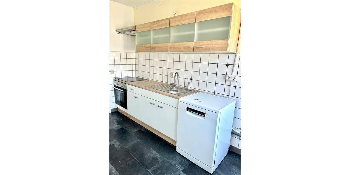Etagenwohnung Saarbrücken Alt-Saarbrücken - 4 Zimmer, 80 m&sup2;, 610&euro; | Angebot:25899242