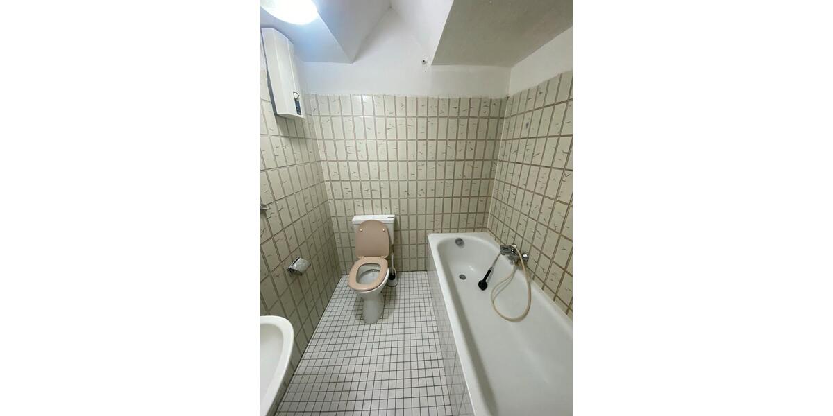 Etagenwohnung Völklingen - 3 Zimmer, 99 m&sup2;, 600&euro; | Angebot:25883546
