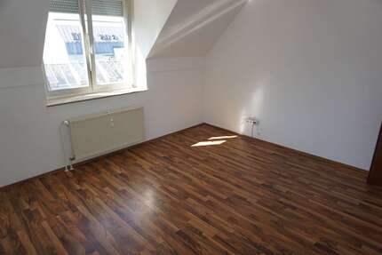 Wohnung Zweibrücken Stadtmitte - 3 Zimmer, 71 m&sup2;, 678&euro; | Angebot:23080814