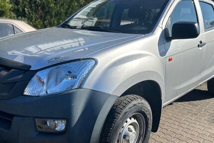 Isuzu D-Max 167.890 km 14.900 &euro; Saarlouis 66740