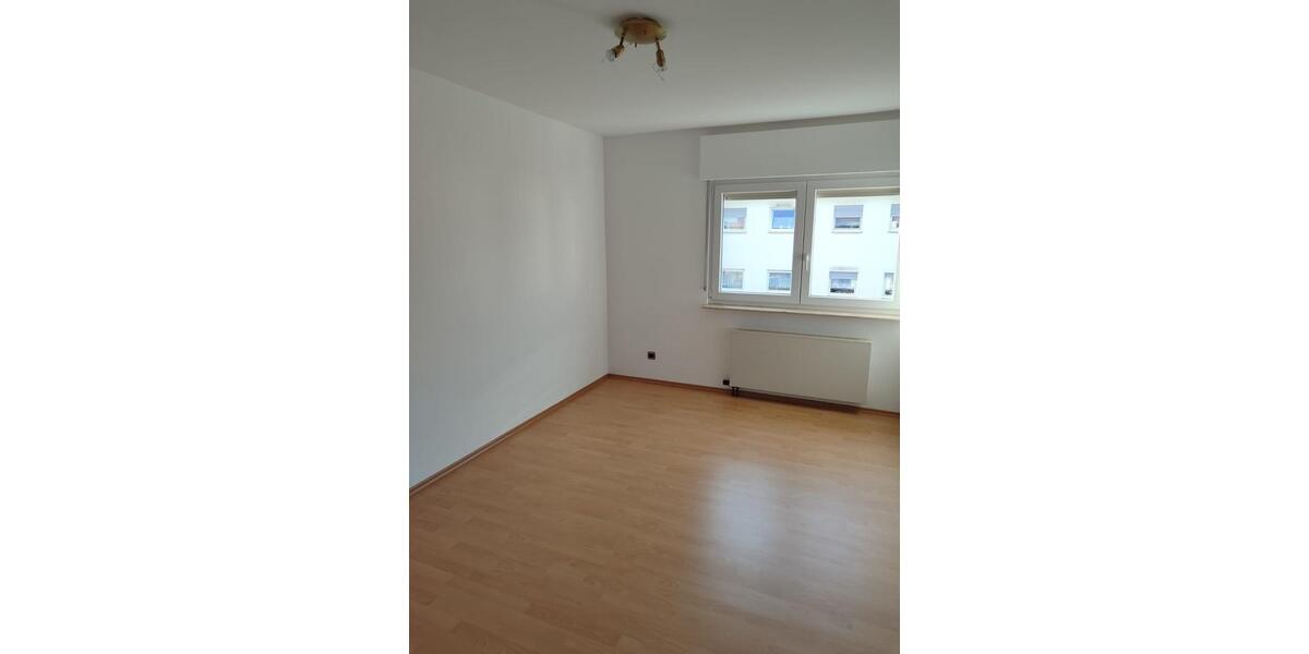 Einfamilienhaus Waldmohr - 5 Zimmer, 143 m&sup2;, 1.390&euro; | Angebot:25783474