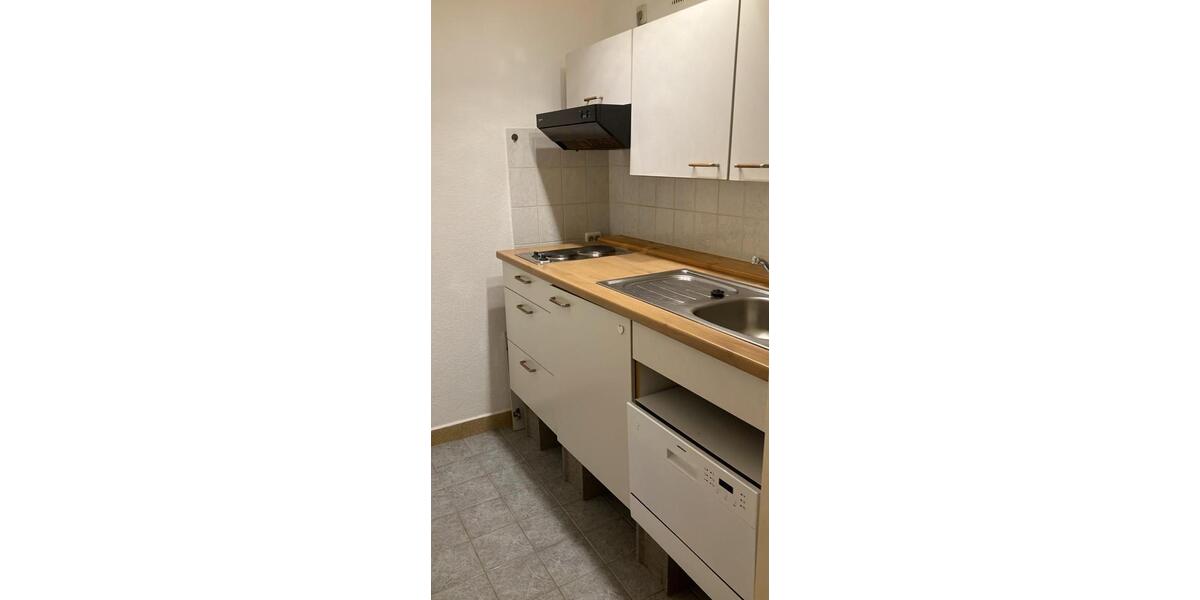 Etagenwohnung Saarbrücken Eschberg - 1 Zimmer, 33 m&sup2;, 350&euro; | Angebot:25931485