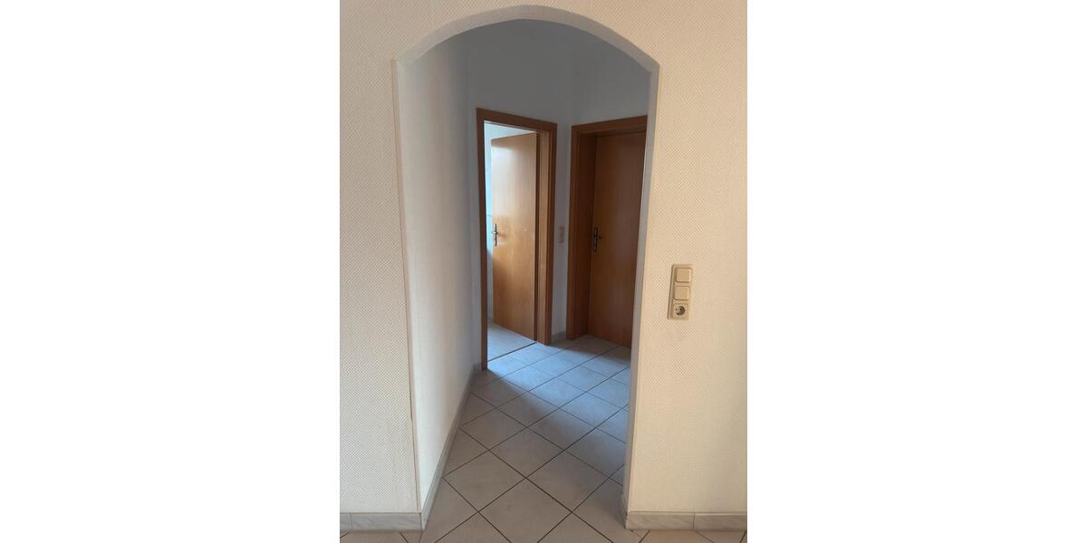 Erdgeschoßwohnung Püttlingen - 2.5 Zimmer, 83 m&sup2;, 700&euro; | Angebot:26653363