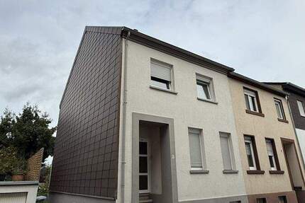 Haus Saarbrücken / Sankt Arnual St Arnual - 7 Zimmer, 150 m&sup2;, 170.000&euro; | Angebot:25748871