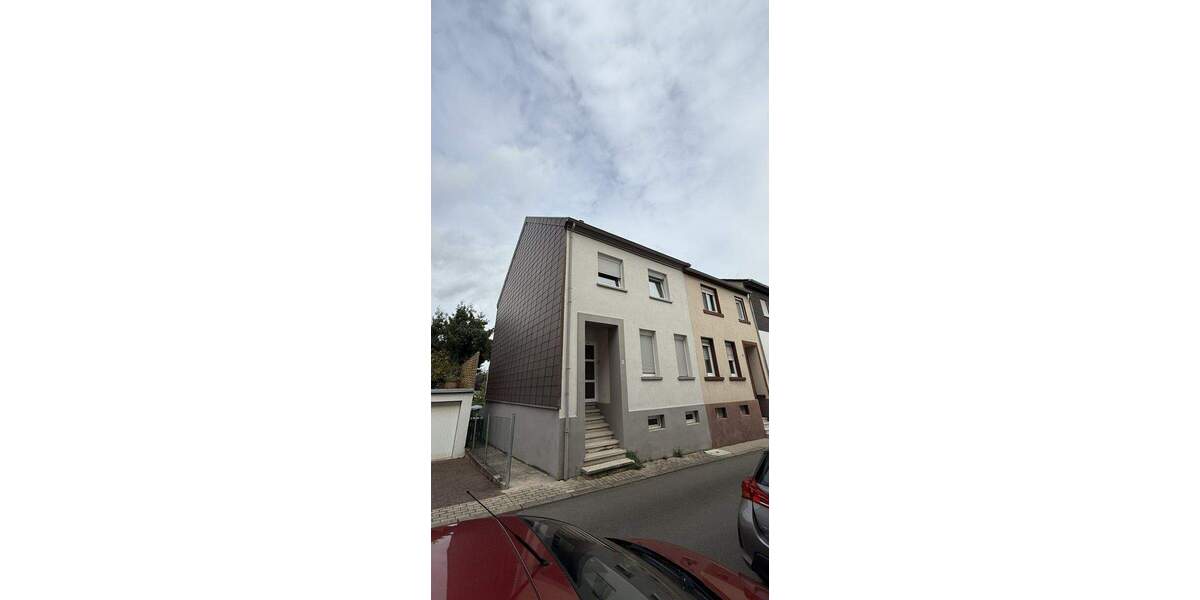 Reihenendhaus Saarbrücken / Sankt Arnual St Arnual - 7 Zimmer, 150 m&sup2;, 170.000&euro; | Angebot:25748871