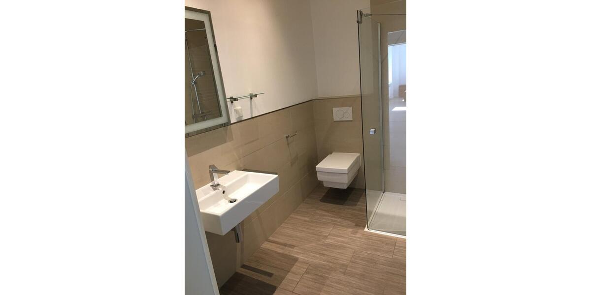 Erdgeschoßwohnung Saarbrücken - 2 Zimmer, 70 m&sup2;, 730&euro; | Angebot:25960921