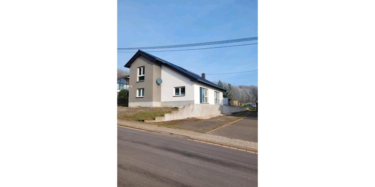 Einfamilienhaus Lebach - 7 Zimmer, 133 m&sup2;, 582.000&euro; | Angebot:24849168