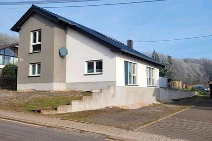 Haus Lebach - 7 Zimmer, 133 m&sup2;, 582.000&euro; | Angebot:24849168