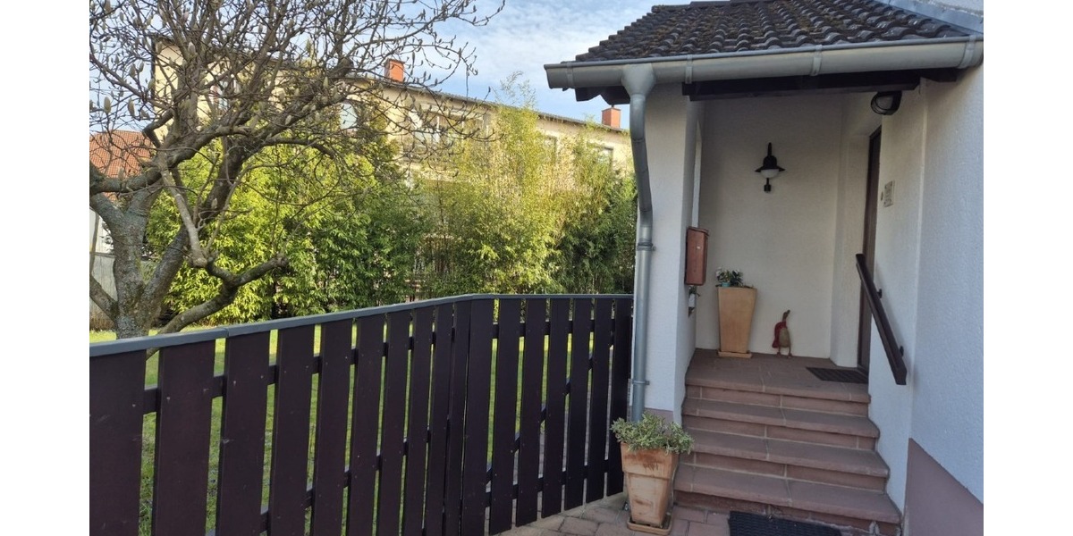 Ihr neues Zuhause: Gepflegtes, barrierefrei zugängliches EFH mit Garten – ideal für Familien - Einfamilienhaus Waldmohr | Angebot:25485957