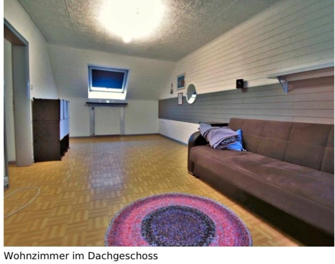 Dachgeschoßwohnung Spiesen-Elversberg Elversberg - 3 Zimmer, 60 m&sup2;, 900&euro; | Angebot:25238487
