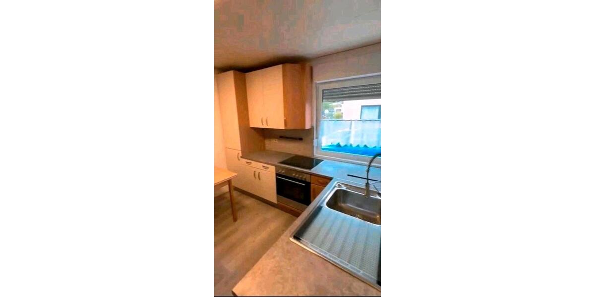 Etagenwohnung Neunkirchen Heinitz - 4 Zimmer, 85 m&sup2;, 800&euro; | Angebot:26699844