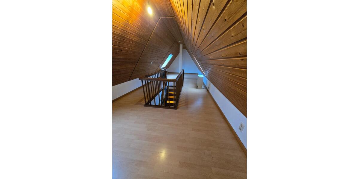 Maisonettenwohnung Gersheim - 4 Zimmer, 80 m&sup2;, 555&euro; | Angebot:25866777