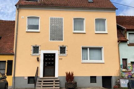 Haus Sankt Wendel - 8 Zimmer, 178 m&sup2;, 245.000&euro; | Angebot:24654379