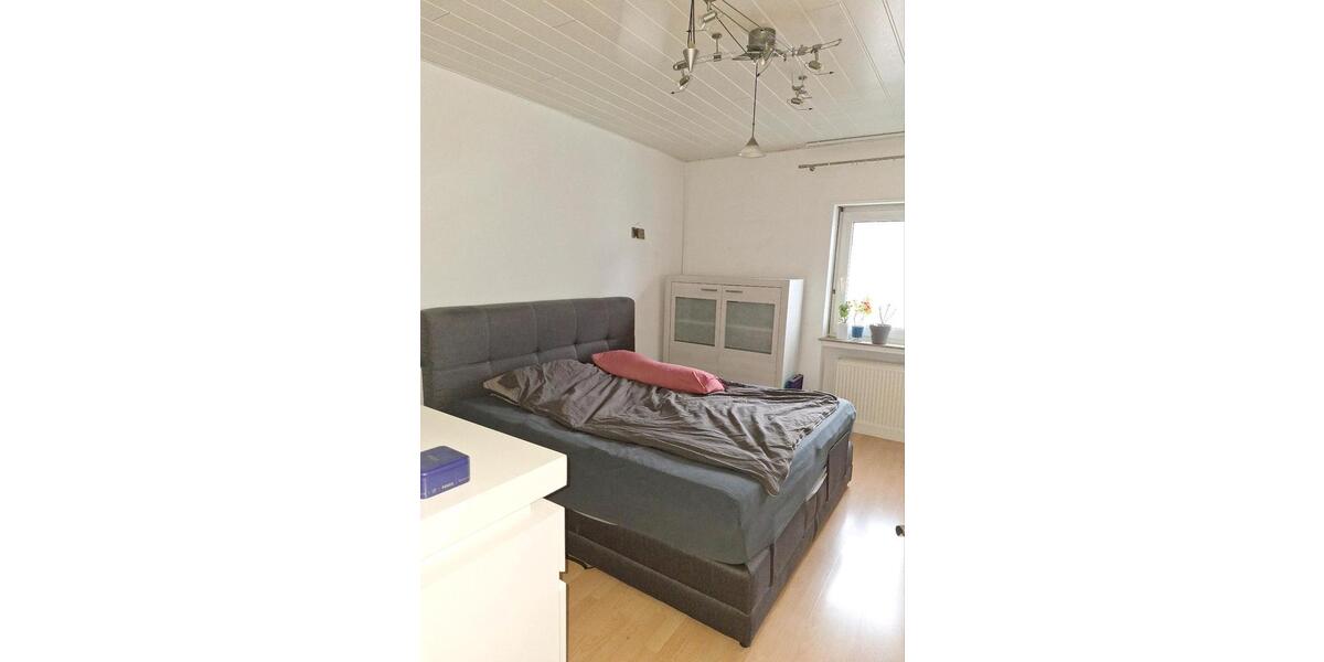 Etagenwohnung Homburg - 2 Zimmer, 85 m&sup2;, 950&euro; | Angebot:25238482