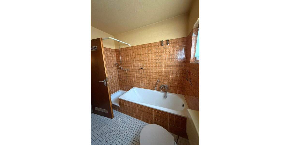 Reihenmittelhaus Ensdorf - 5 Zimmer, 130 m&sup2;, 219.000&euro; | Angebot:25657434