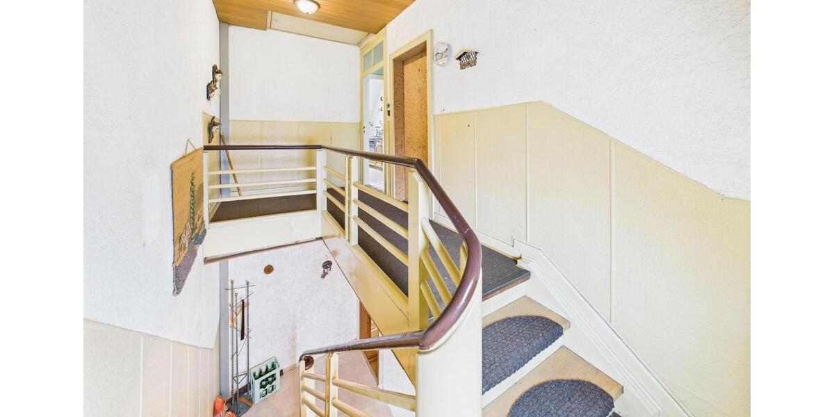 Dachgeschoßwohnung Neunkirchen Heinitz - 3 Zimmer, 70 m&sup2;, 580&euro; | Angebot:24805151