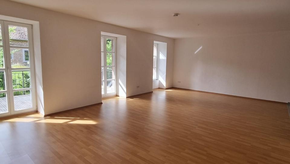 Etagenwohnung Quierschied - 3 Zimmer, 125 m&sup2;, 1.100&euro; | Angebot:25998937