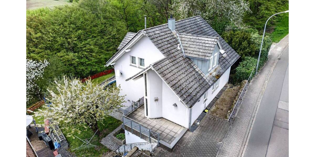 Mehrfamilienhaus, Wohnhaus Püttlingen - 8 Zimmer, 325 m&sup2;, 594.000&euro; | Angebot:26410266