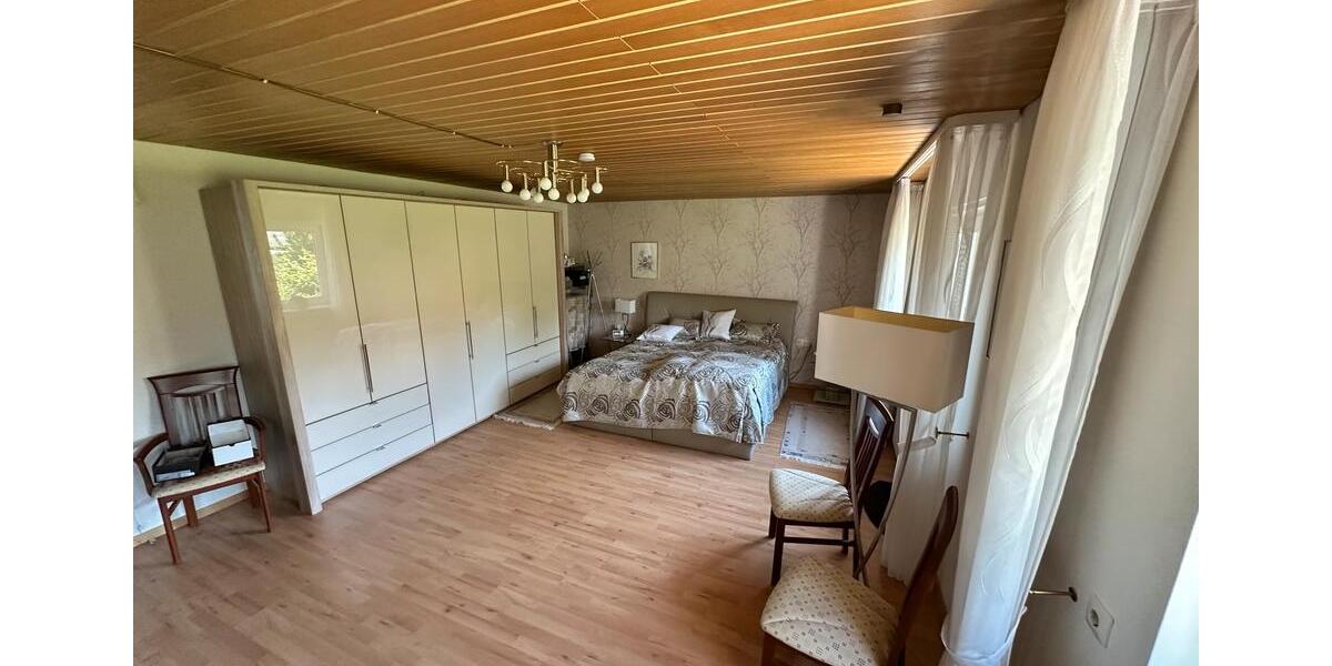 Bungalow Schiffweiler - 9 Zimmer, 159 m&sup2;, 269.000&euro; | Angebot:26711169