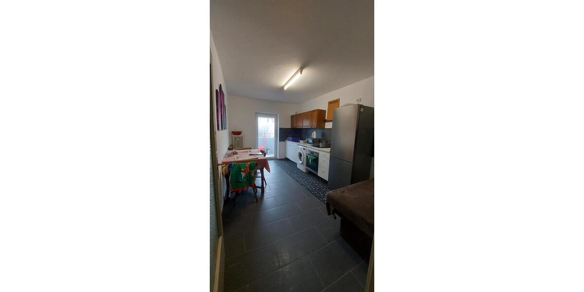 Etagenwohnung Saarbrücken West - 4 Zimmer, 74 m&sup2;, 250&euro; | Angebot:25958795