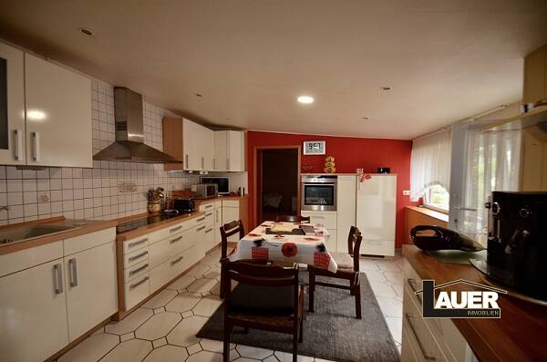 Doppelhaushälfte Völklingen Lauterbach - 8 Zimmer, 199 m&sup2;, 198.000&euro; | Angebot:25666067