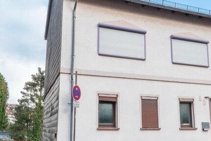 Haus Spiesen-Elversberg Elversberg - 8 Zimmer, 220 m&sup2;, 329.000&euro; | Angebot:25790399