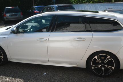 Peugeot 308 86.000 km 12.490 &euro; Saarbruecken 66119