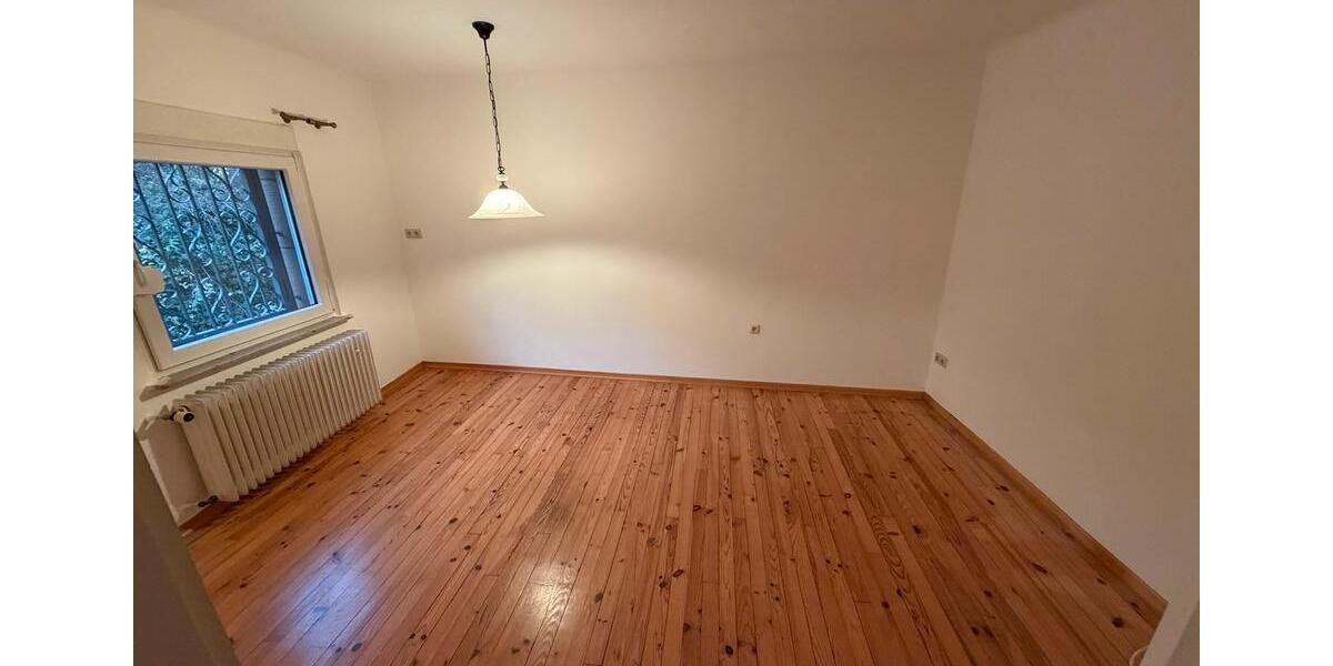 Einfamilienhaus Saarbrücken Malstatt - 7 Zimmer, 120 m&sup2;, 1.500&euro; | Angebot:25137831