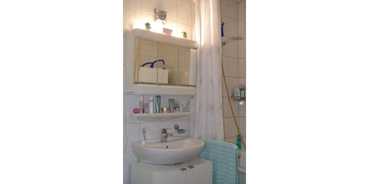 Etagenwohnung Saarbrücken Eschberg - 3 Zimmer, 89 m&sup2;, 199.000&euro; | Angebot:26723917