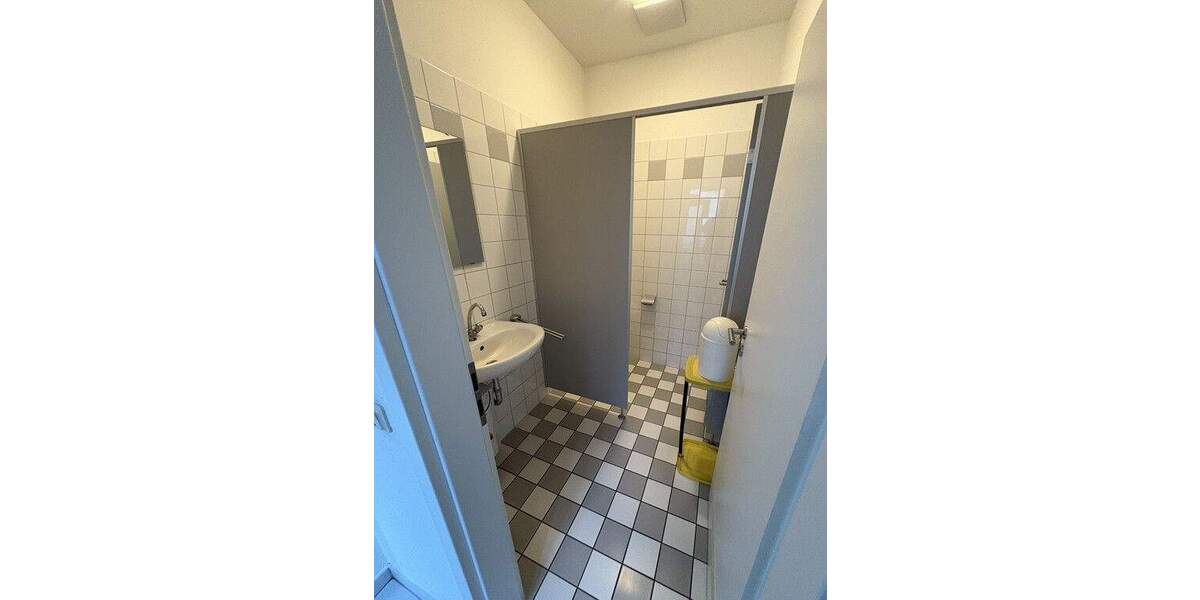 Gewerbeobjekt Dillingen - 1 Zimmer, 90 m&sup2;, 2.060&euro; | Angebot:25706707