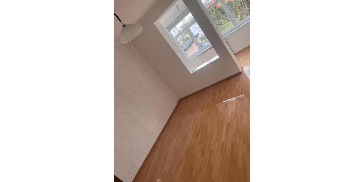 Etagenwohnung Neunkirchen - 3 Zimmer, 85 m&sup2;, 865&euro; | Angebot:24838424