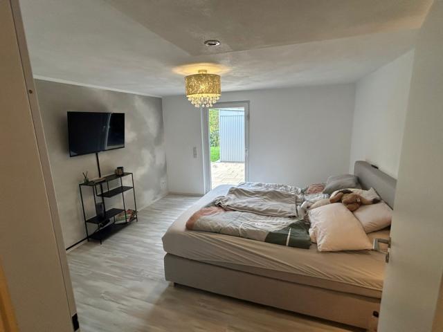 Modernes lichtdurchflutetes Einfamilienhaus in herrlicher Stadtrandlage von Homburg - Einfamilienhaus Homburg | Angebot:18108748