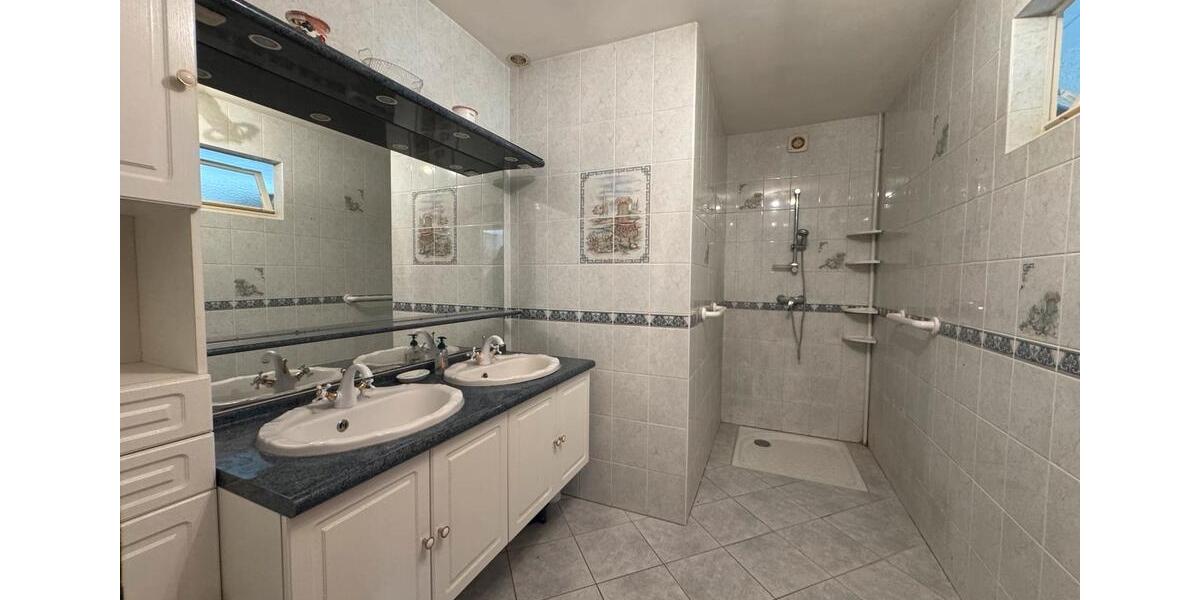 Bauernhaus, Landhaus Wallerfangen - 8 Zimmer, 200 m&sup2;, 160.000&euro; | Angebot:24801626