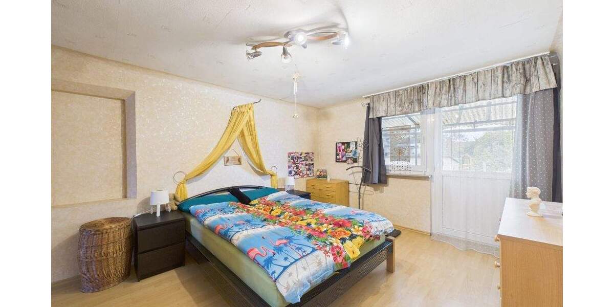 Einfamilienhaus Saarwellingen / Schwarzenholz Schwarzenholz - 4 Zimmer, 96 m&sup2;, 105.000&euro; | Angebot:25687884