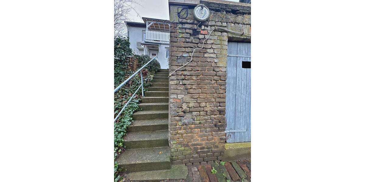 Etagenwohnung Saarbrücken / Am Homburg St Johann - 5 Zimmer, 102 m&sup2;, 209.000&euro; | Angebot:25697933