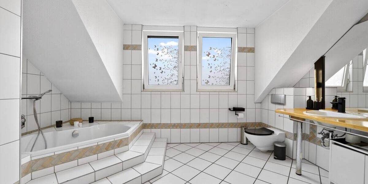 Mehrfamilienhaus, Wohnhaus Püttlingen - 8 Zimmer, 325 m&sup2;, 594.000&euro; | Angebot:26410266