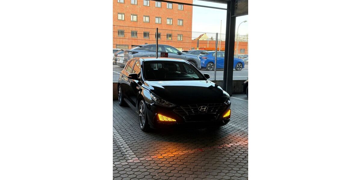 Hyundai i30 36.500 km 17.999 &euro; Püttlingen 66346