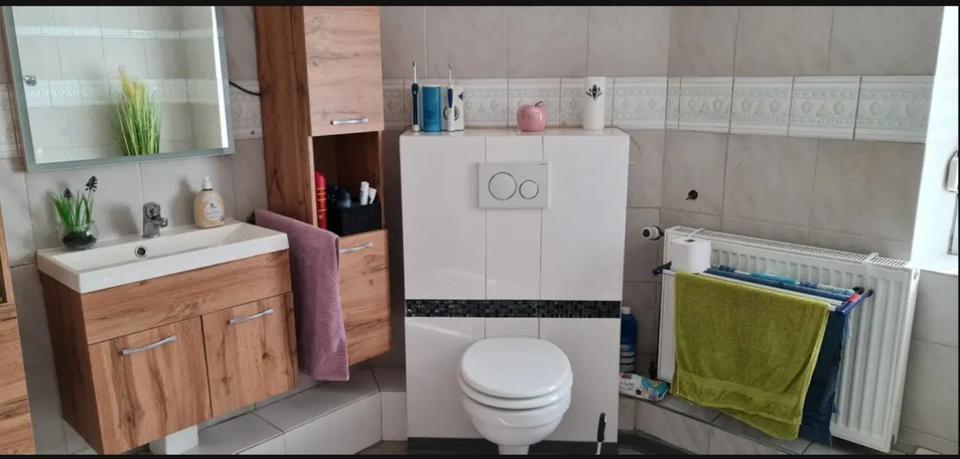 Erdgeschoßwohnung Neunkirchen - 4 Zimmer, 110 m&sup2;, 900&euro; | Angebot:25322321